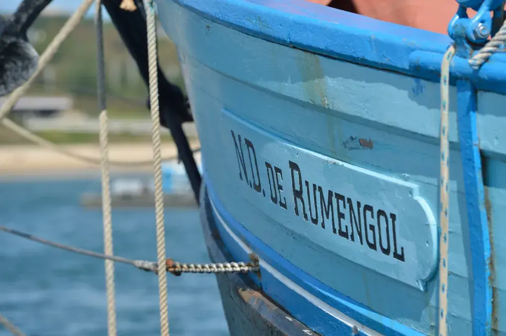 La coque d'un bateau.