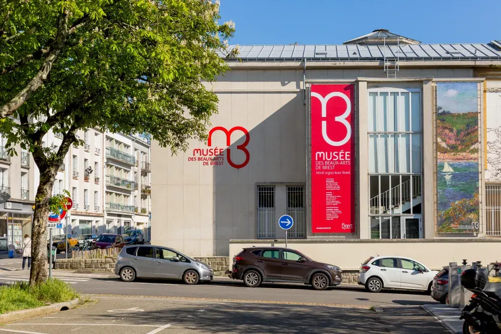 Vue du mur extérieur du musée des Beaux-arts de Brest
