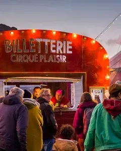 Cirque Plaisir