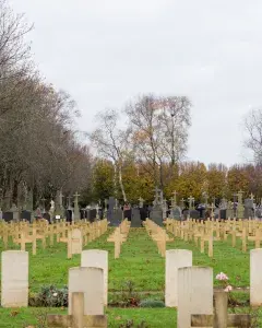 Visite guidée : La Grande Histoire au cimetière de Kerfautras