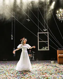 Spectacle : Une pièce sous influence Spectacle : Une pièce sous influence