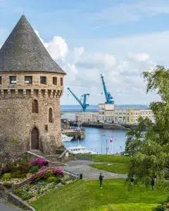 Visite guidée : Voyager dans le temps à la tour Tanguy
