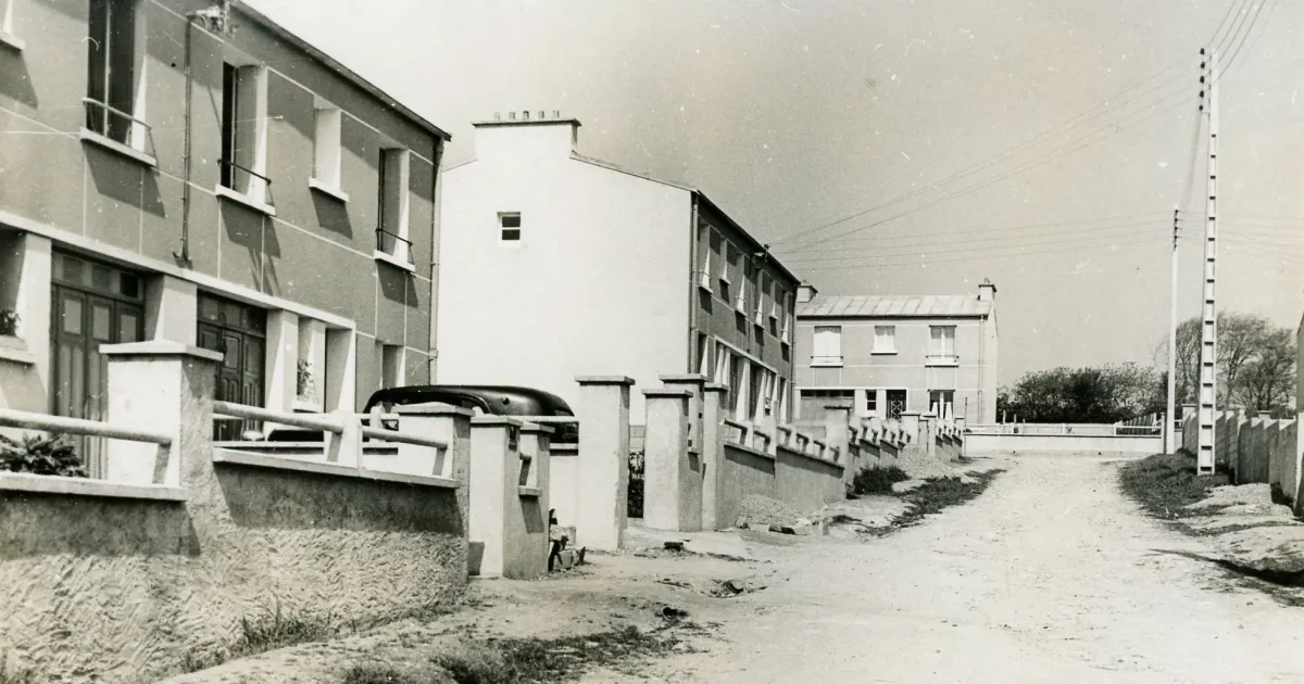 Brest : l'épopée solidaire des maisons Castor se dévoile en podcast