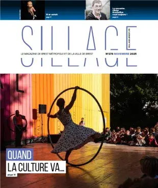 une artiste qui fait du cerceau