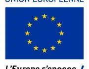 le drapeau européen et la phrase l'Europe s'engage en Bretagne