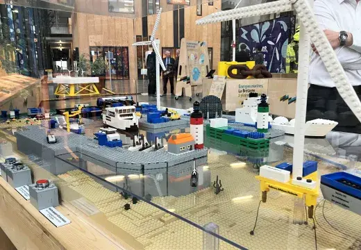 Maquette en lego du port du futur à Brest 