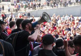 Des supporters du Stade Brestois sur la place de la Liberté 