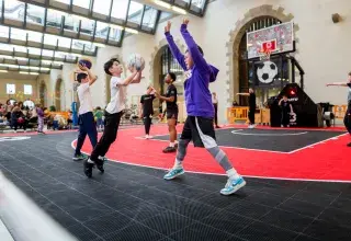 Evénement Urban Zone aux Capucins - enfants jouant au basket