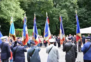 Cérémonie de commémoration à l'abri de Lambézellec, bois de la brasserie