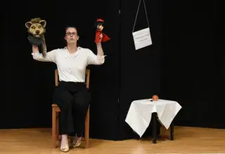 Le Petit Chaperon-Loup - Cie Handmaids