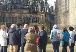 Visite guidée - 182 personnages, mille histoires