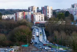 Balade en ville : Bellevue au fil du tram